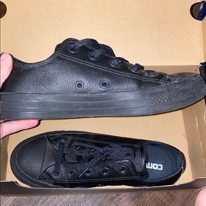 Black converse